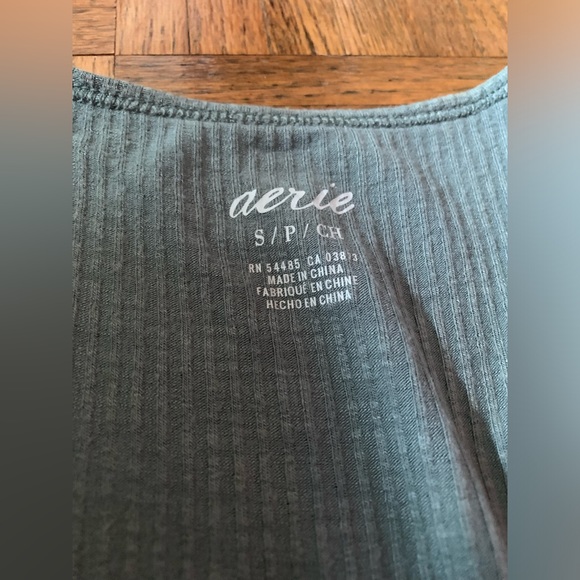 AERIE Green Tank Top Small - Picture 2 of 4